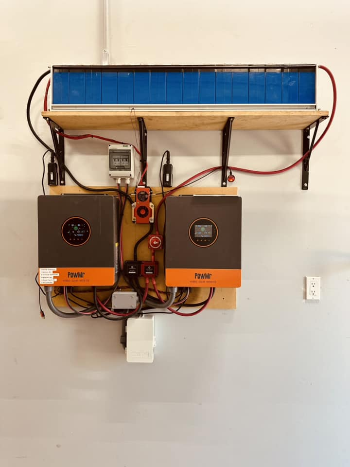 split pahse system with two 5kw inverter connected in parallel